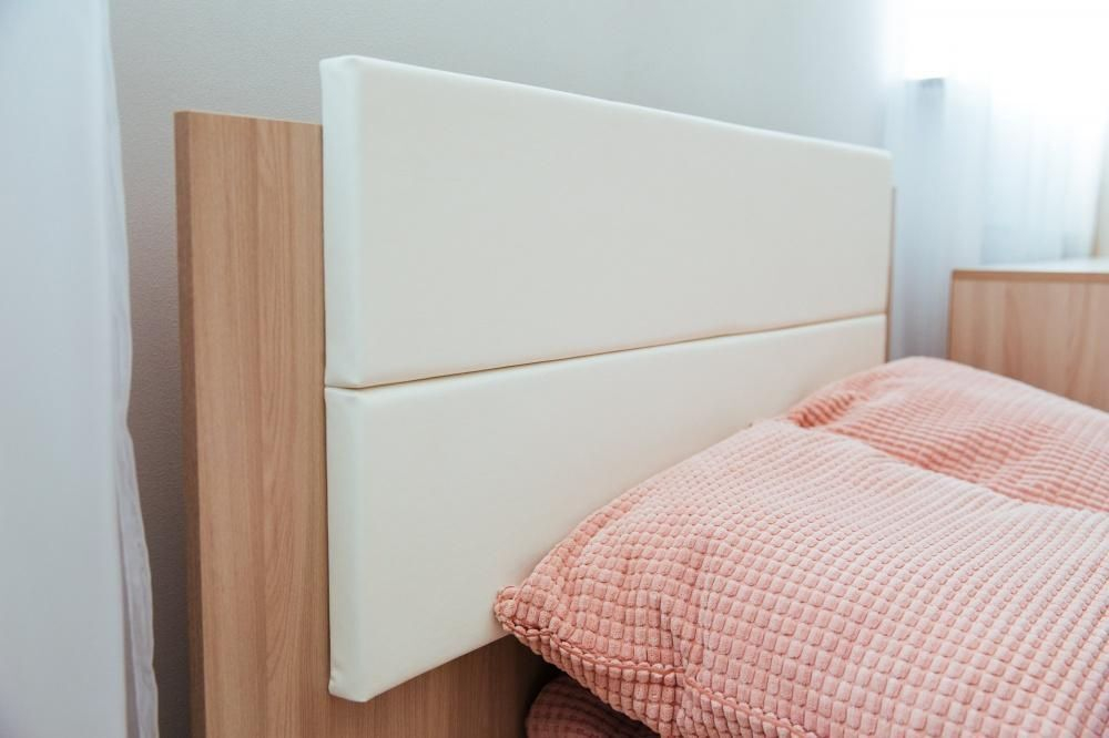 Кровать односпальная 80х200 с бельевым ящиком выкатная Ясень шимо светлый/Белый