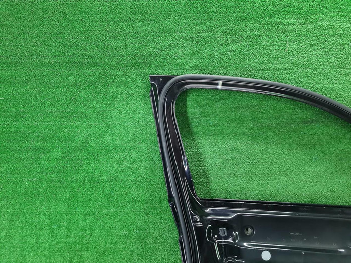 Дверь передняя левая VW Touareg 3 (2018-2023)