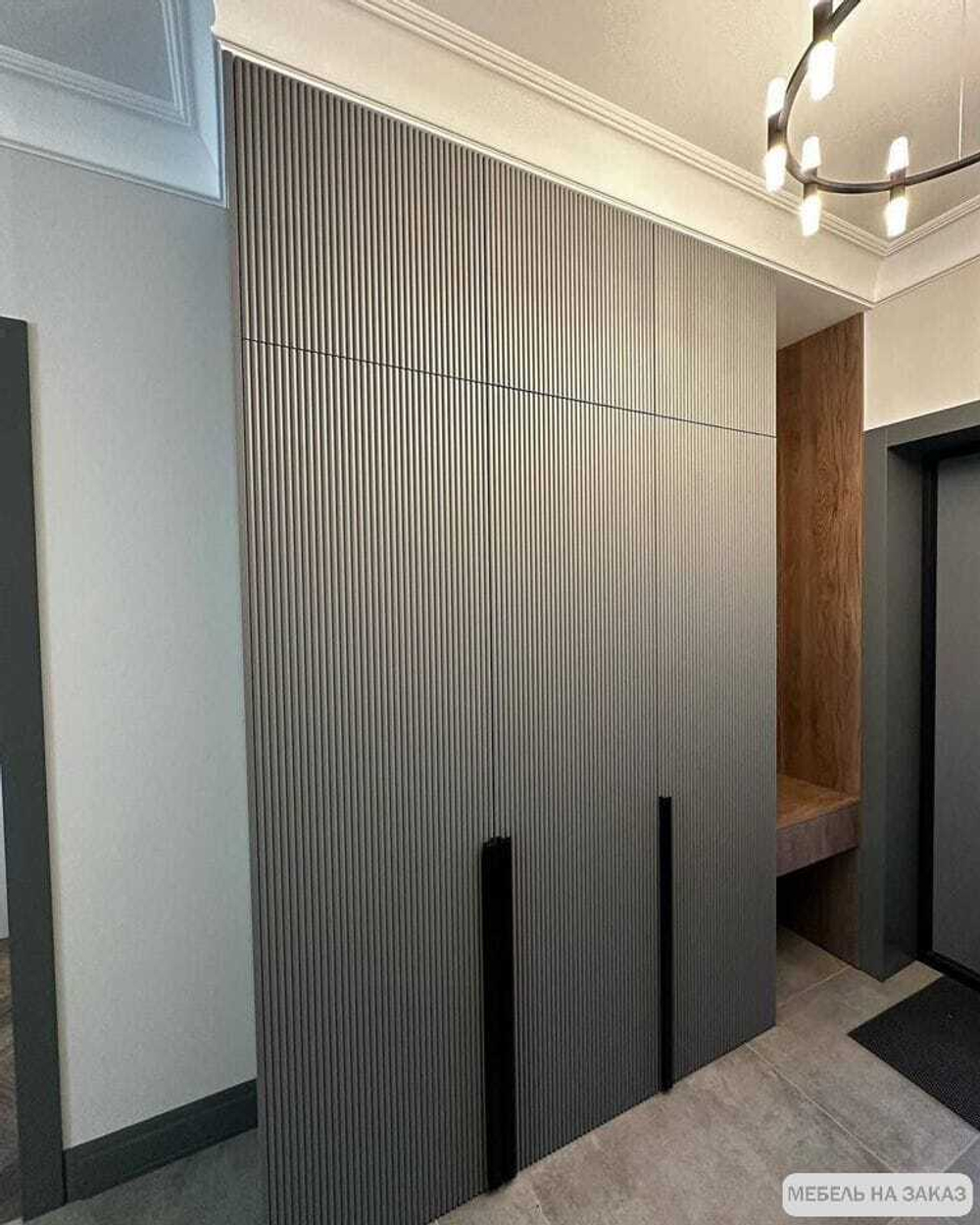 Шкаф распашной на заказ