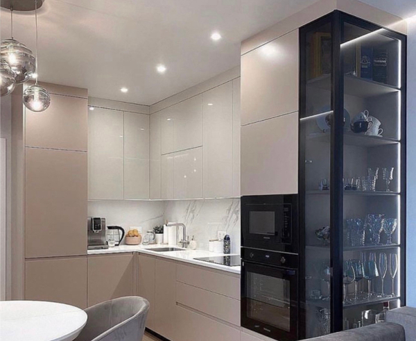 Примеры современных кухонь в дизайне из интернета