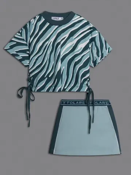 Костюм в садик, футболка и юбка