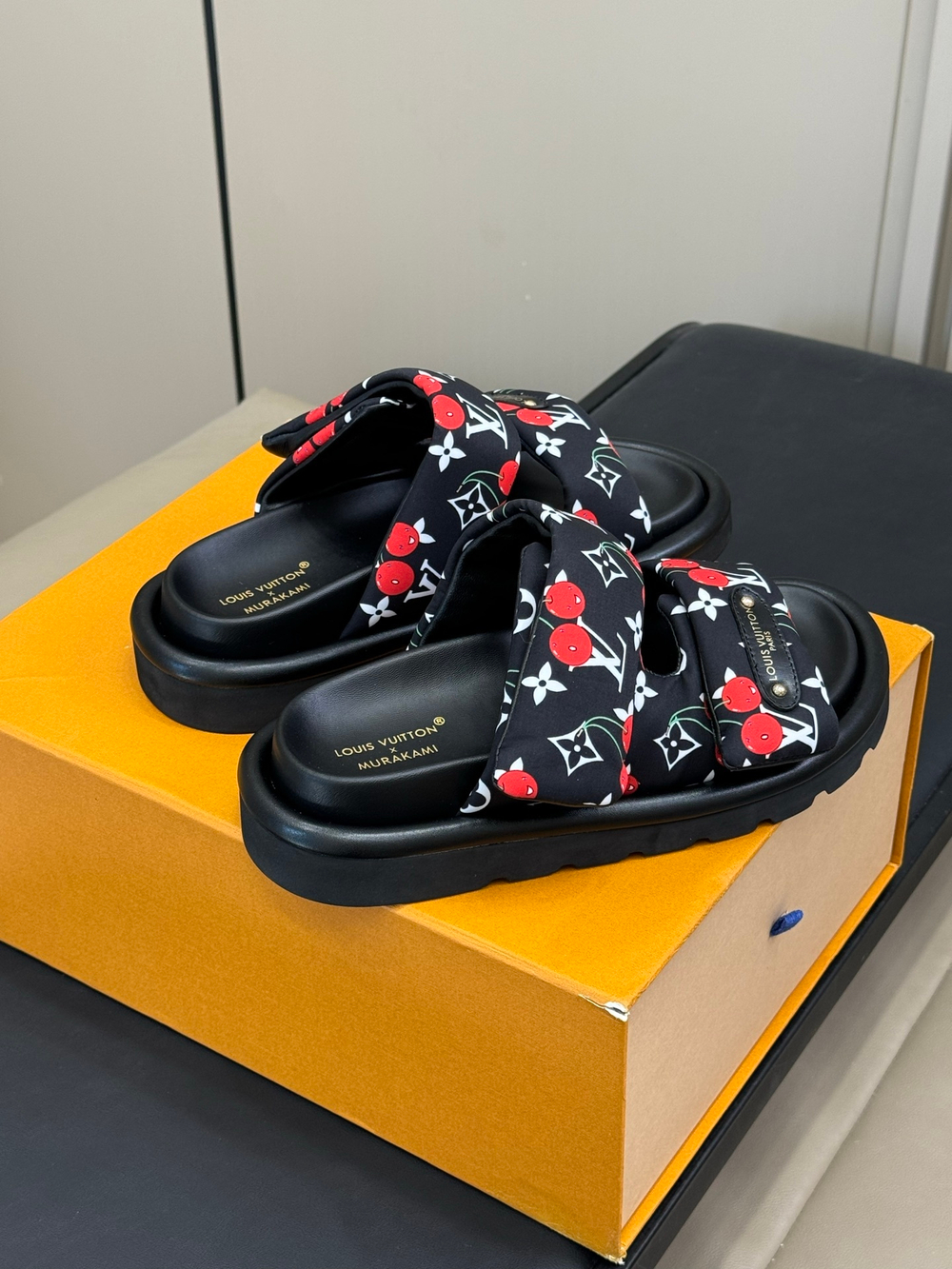 Louis Vuitton Pool Pillow Flat Comfort Mule (4 colors)