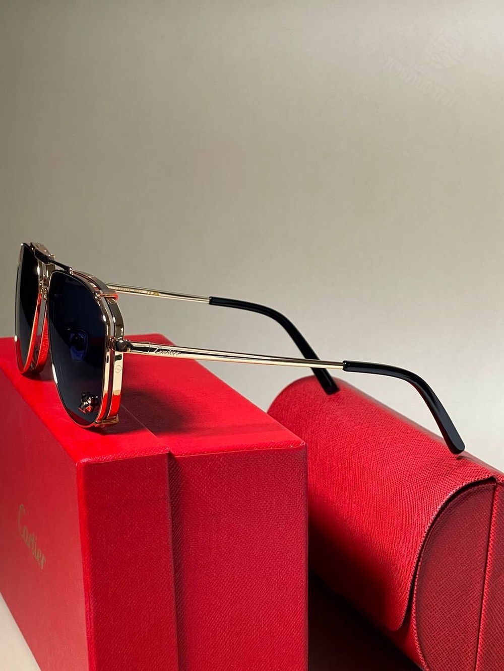 Солнечные очки Cartier