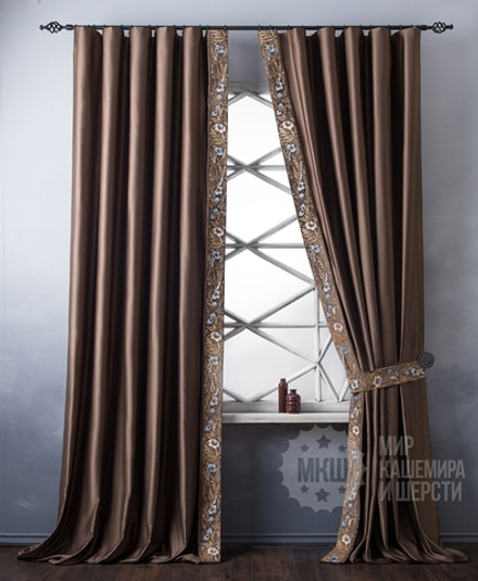 Атласные шторы с вышивкой ШАРЛИЗЗ (арт. BL01-249-04) - (200х280)х2 см. - коричневые