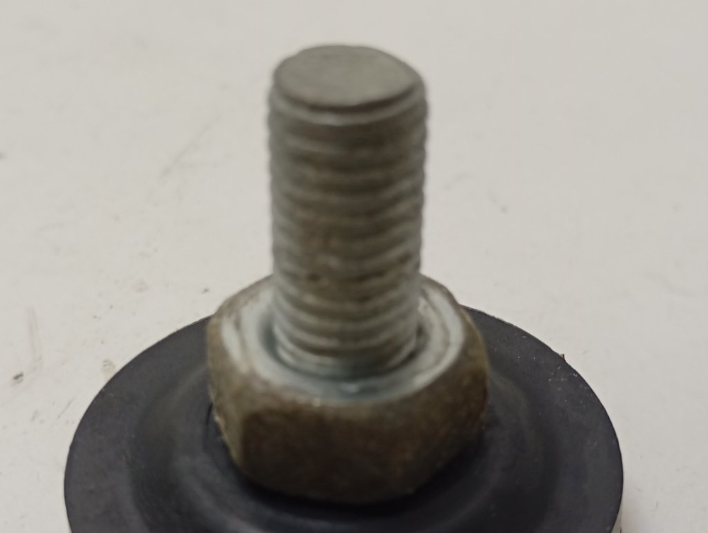 45У82 кт60 Ножка для стиральной машины Атлант 45У82 б/у