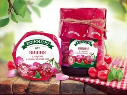 Варенье из вишни с лепестками роз