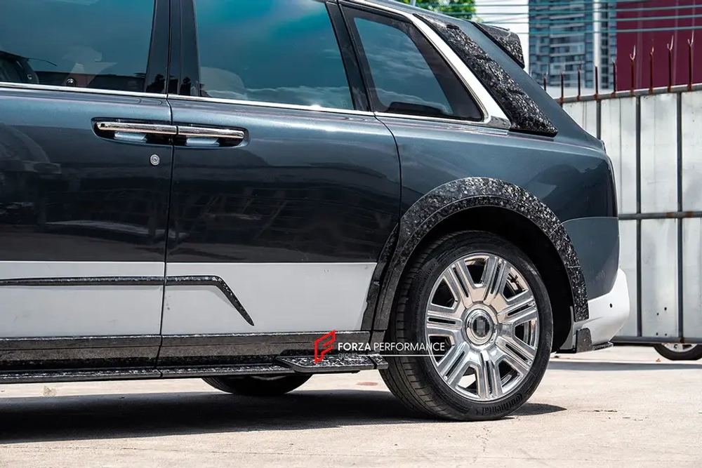 Обвес переделка для ROLLS-ROYCE CULLINAN СЕРИИ 1 2018 - 2025 в ROLLS-ROYCE CULLINAN СЕРИИ 2 РЕСТАЙЛИНГ Ролс Ройс Куллинан