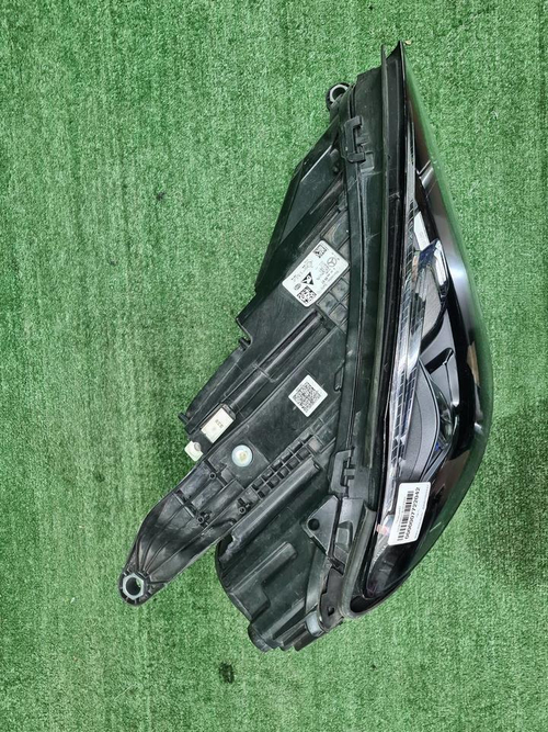 Фара правая Mercedes GLE V167 18-24 Multibeam LED