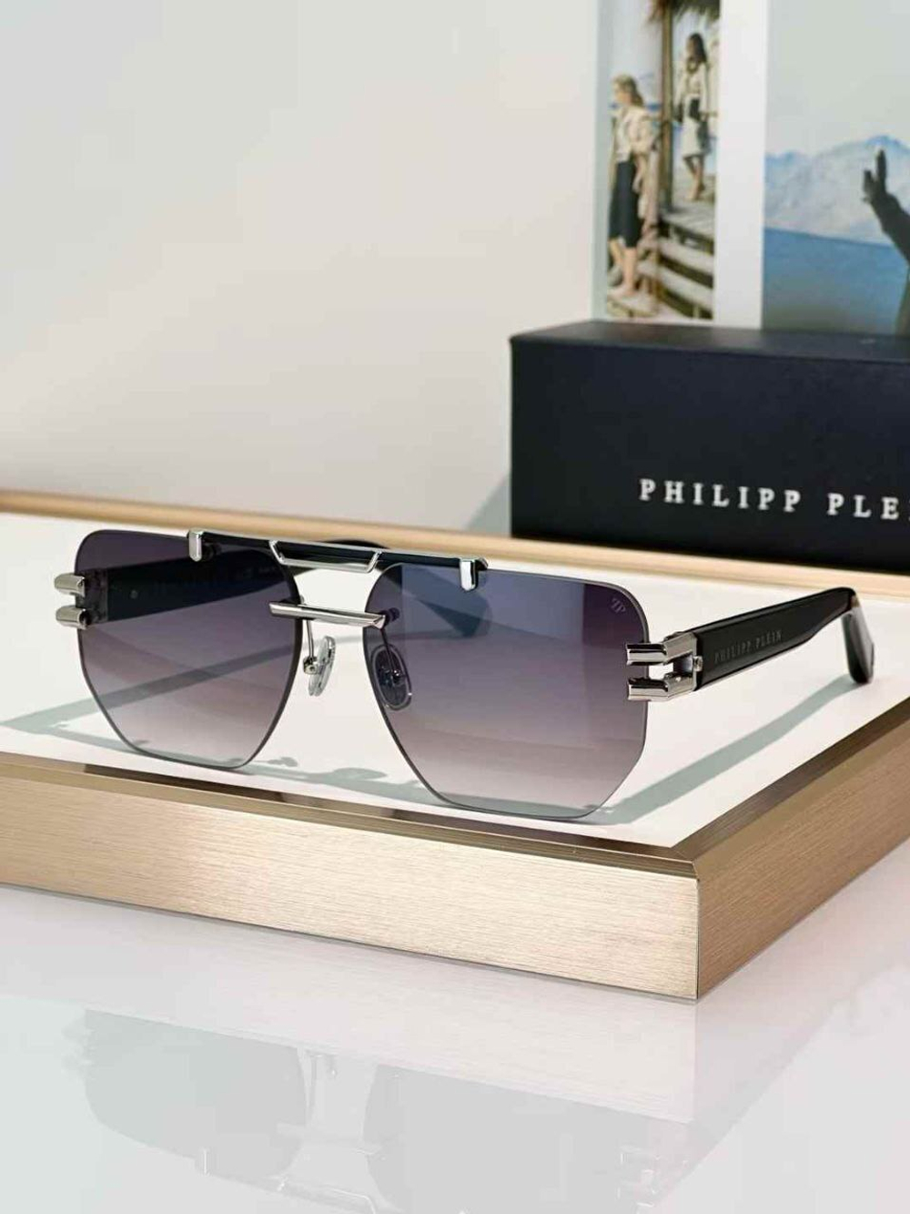 Солнцезащитные очки Philipp Plein