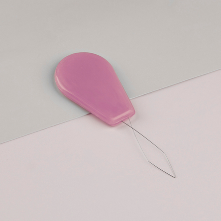 Нитевдеватель 1 шт, цвет ассорти