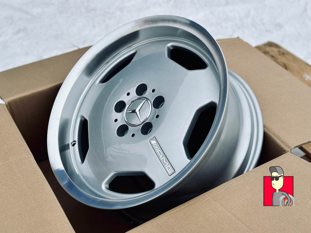 Комплект дисков AMG Monoblock 17x8 et30 5x112
