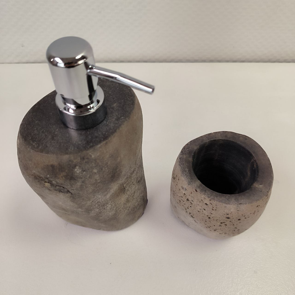 Набор из речного камня 2 предмета RN-63807 дозатор,стаканчик (143,144)