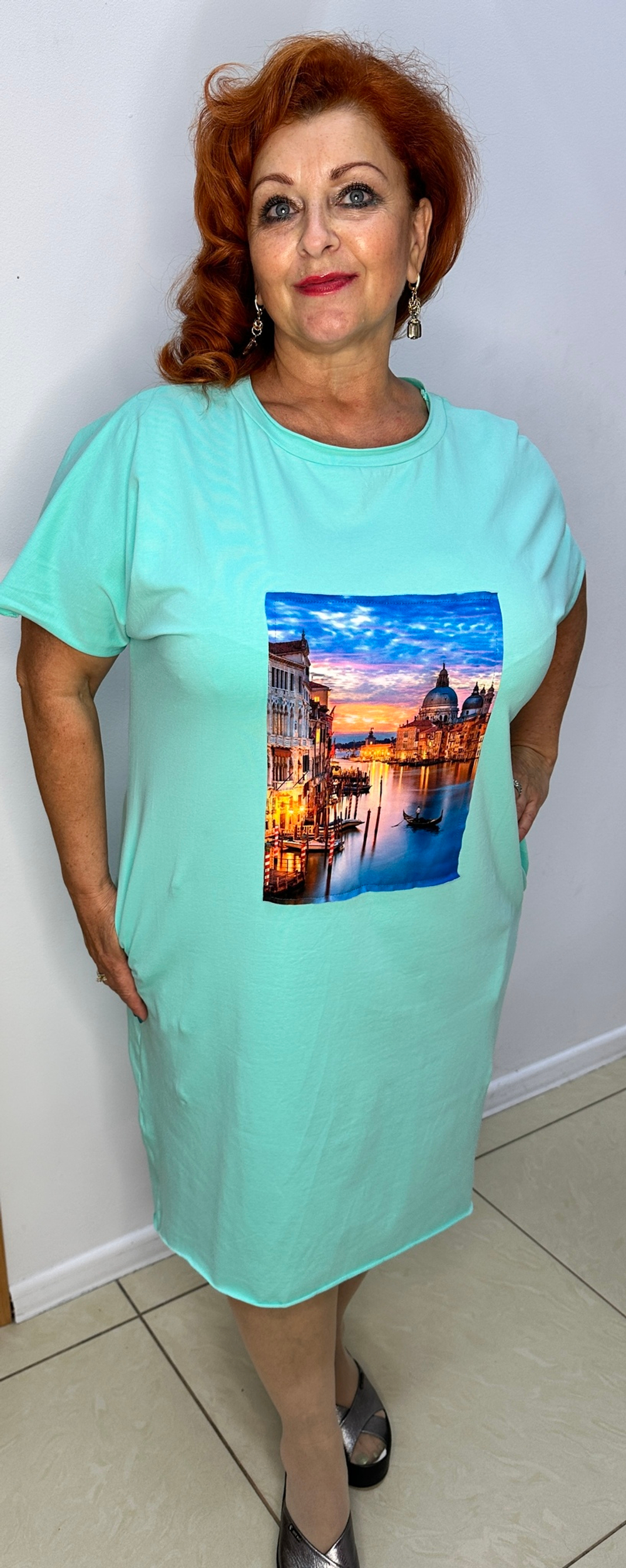 Трикотажное укороченное платье