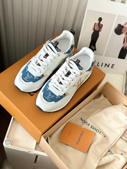 Louis Vuitton Run Away Trainer