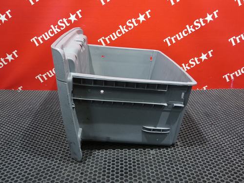 Бардачок выдвижной 2023г.