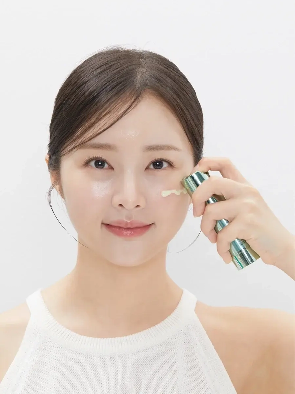 VT Cosmetics Бустер-сыворотка с микроиглами и ретинолом Reti-A Reedle Shot 300 50 мл