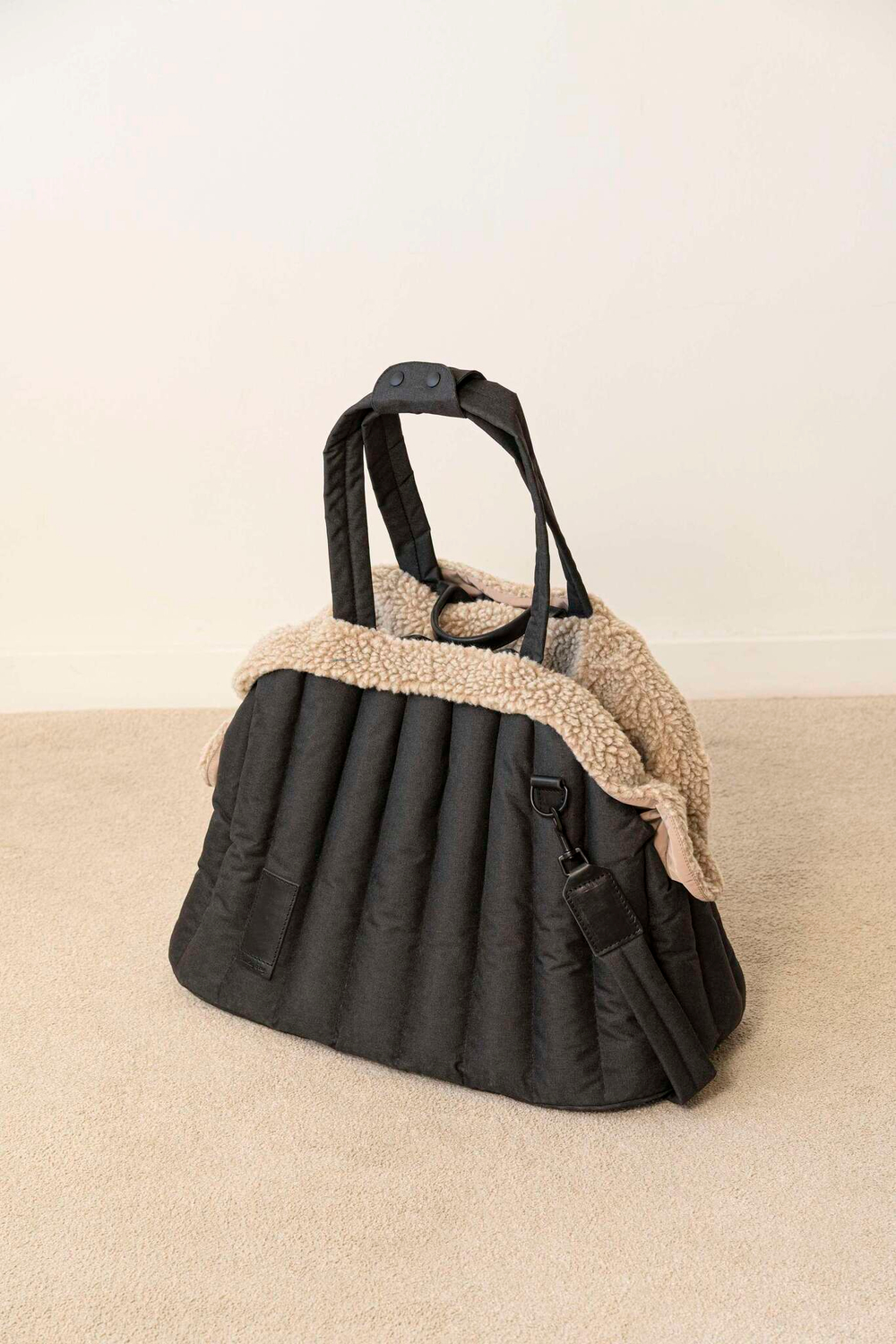 Сумка-переноска Пони черная