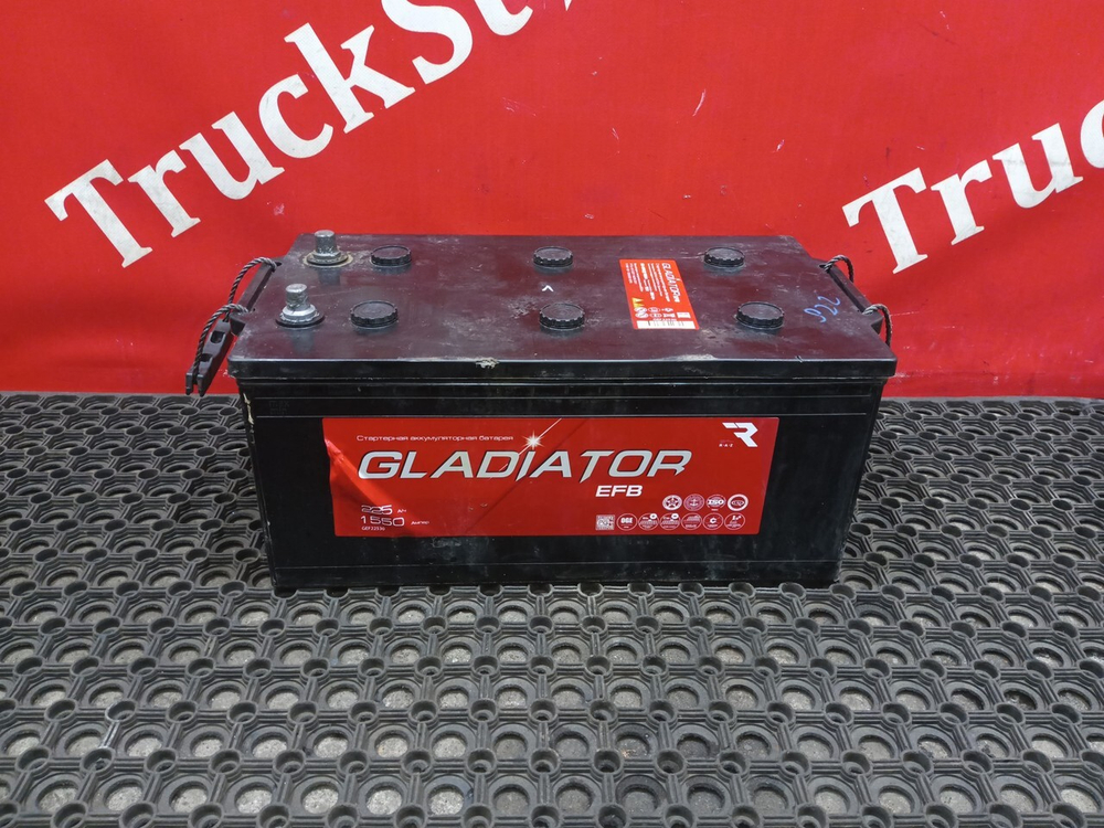 Аккумуляторная батарея GLADIATOR 225Ah/1550A