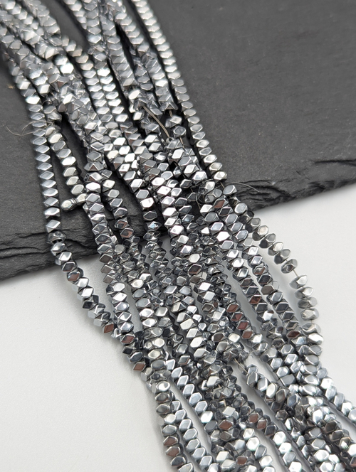 Гематит ромбики 3мм тёмное серебро