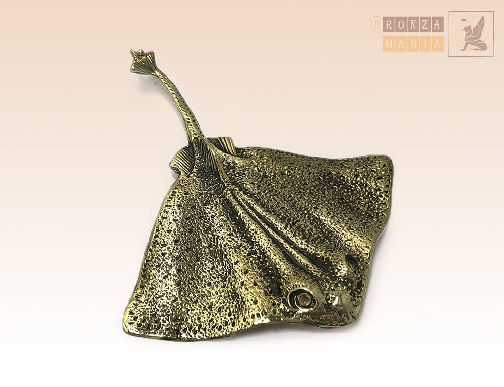 фигурка Скат