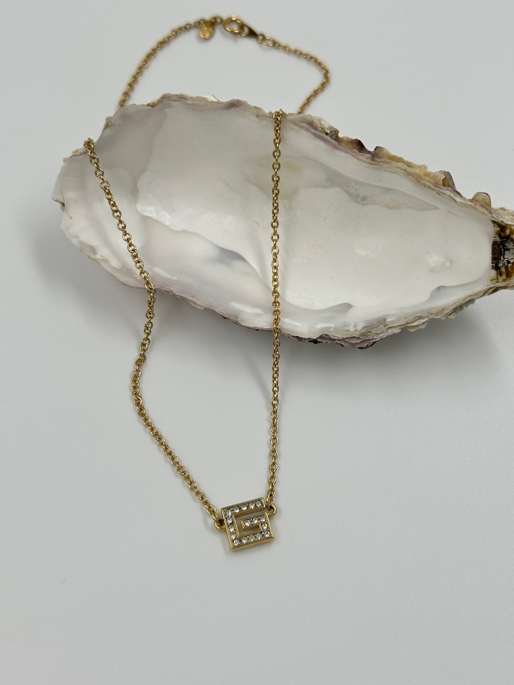 Кулон-лого с кристаллами Givenchy