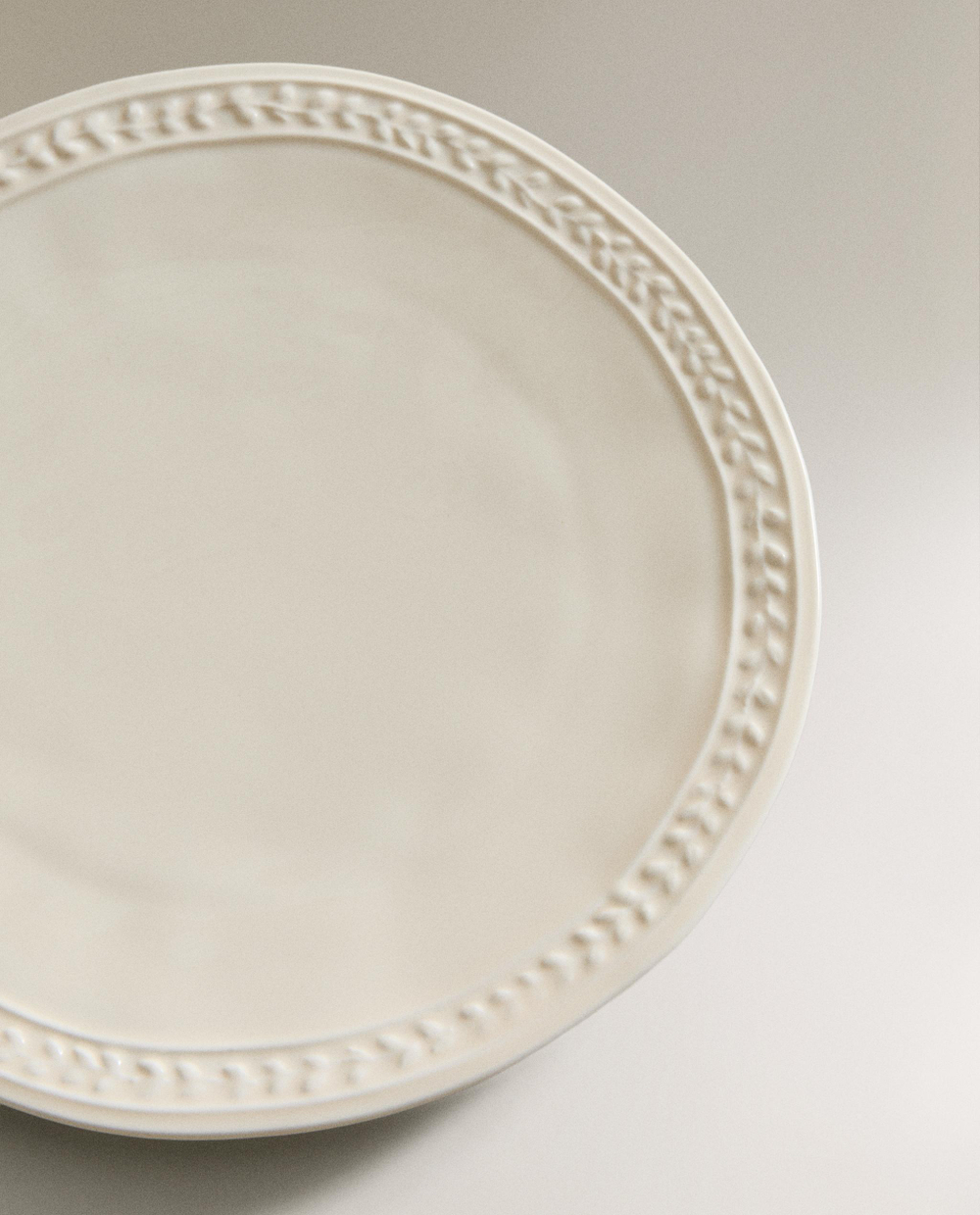 Zara Home набор столовой посуды из каменной керамики, цвет кремовый, 21 см