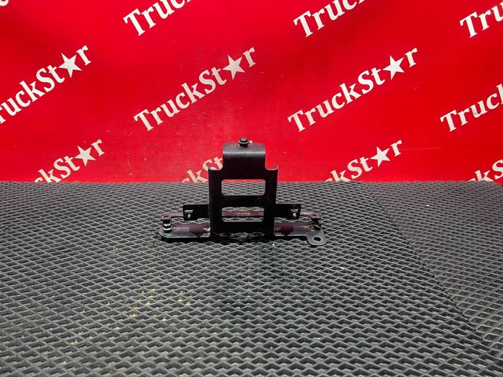 Кронштейн бампера