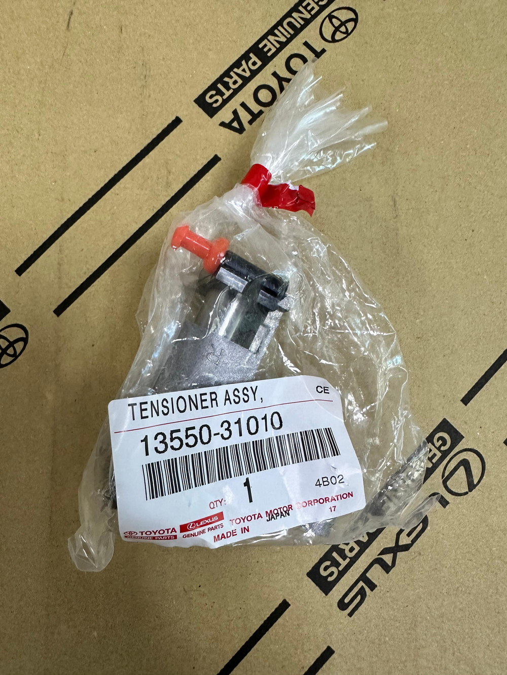 Натяжитель TOYOTA 1355031010