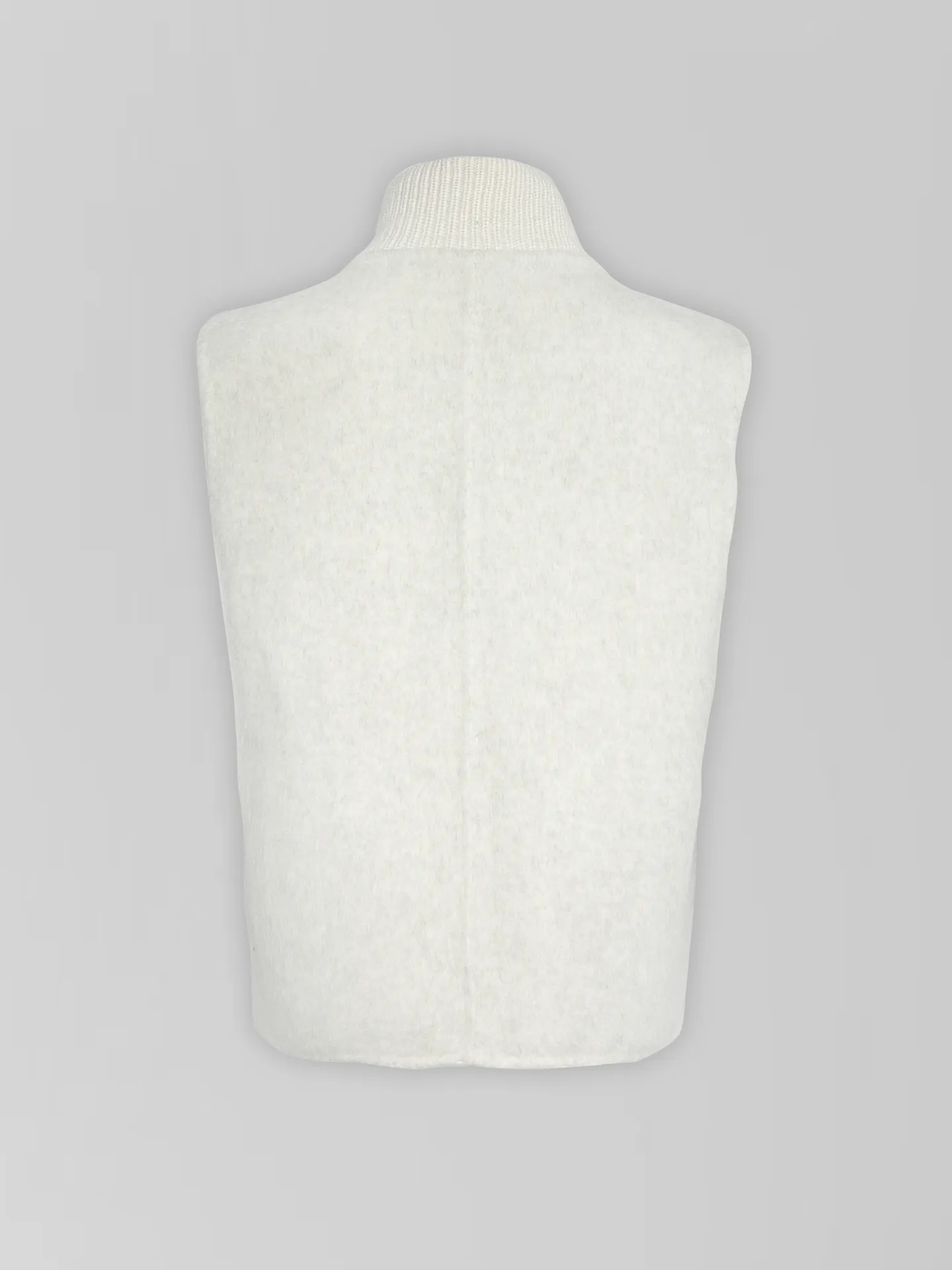 Пальто Monroe 8137 длинное со встроенным жилетом и вязаным воротником