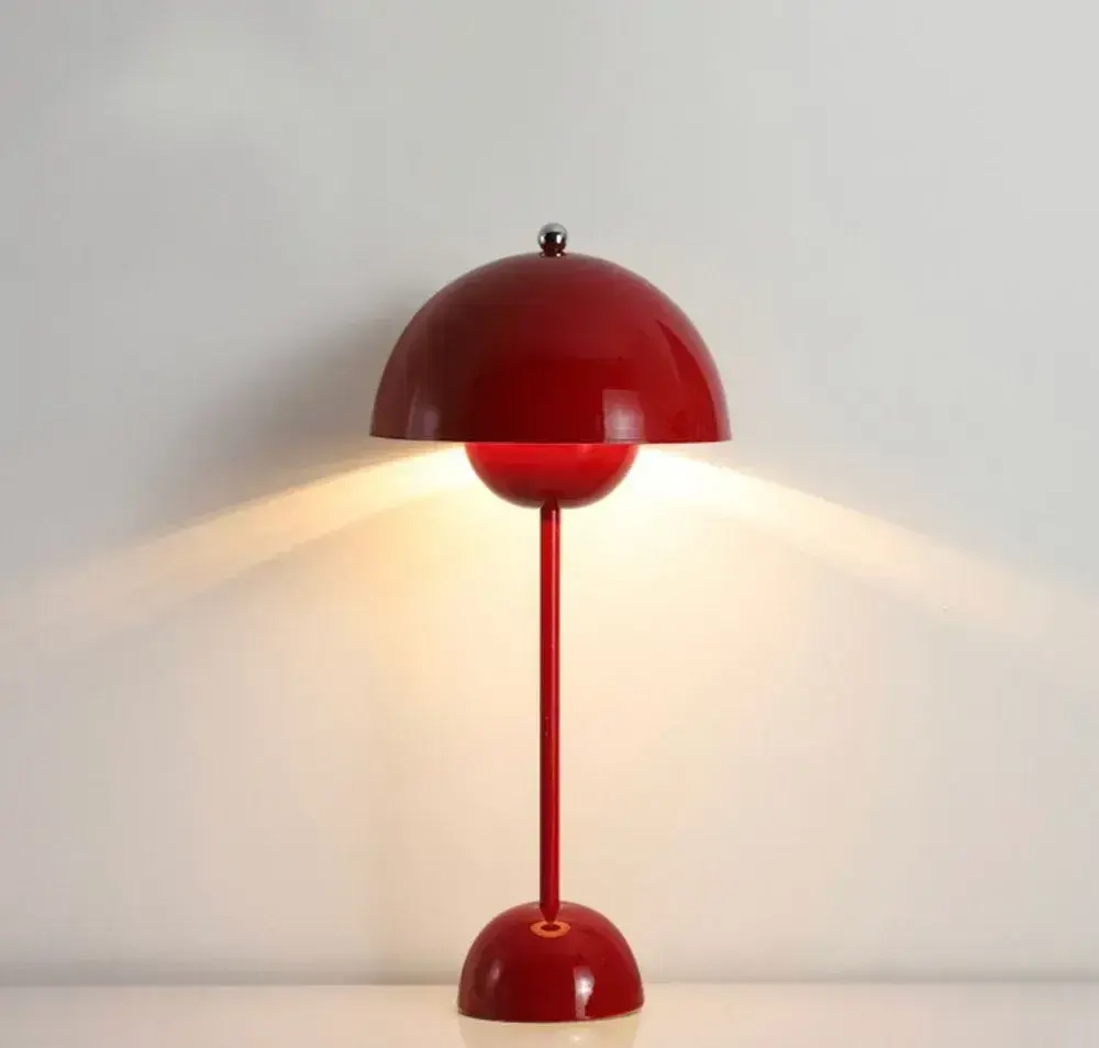 Лампа настольная/Светильник прикроватный Bauhaus + адаптер на евро вилку (Ростест)