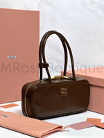 Сумка Miu Miu Beau naplak patent из лаковой кожи темно-коричневая
