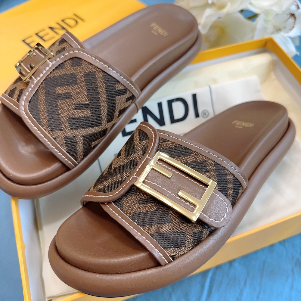 Fendi Slides