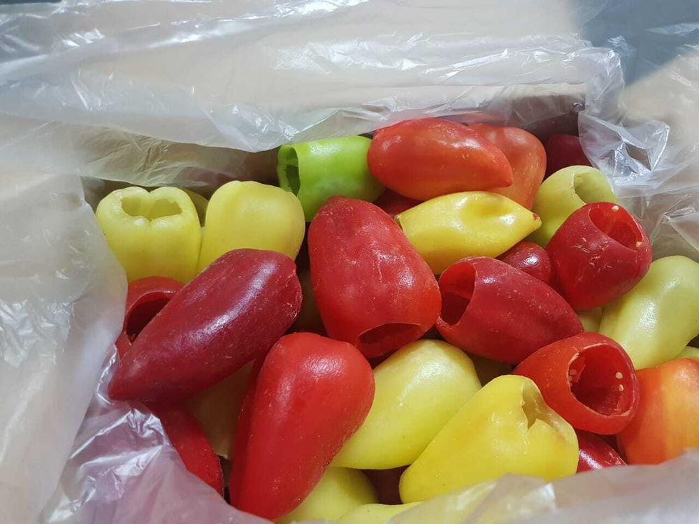 Перец болгарский целый Меланж замороженный / Коробка 7кг