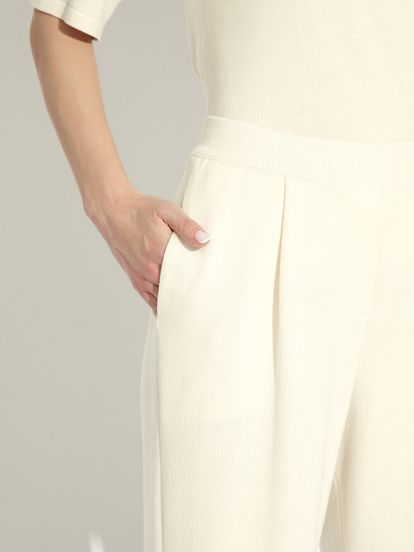Женские брюки молочный цвета из шелка и кашемира - фото 6