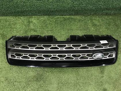 Решетка радиатора Land Rover Discovery Sport (2014-2019)