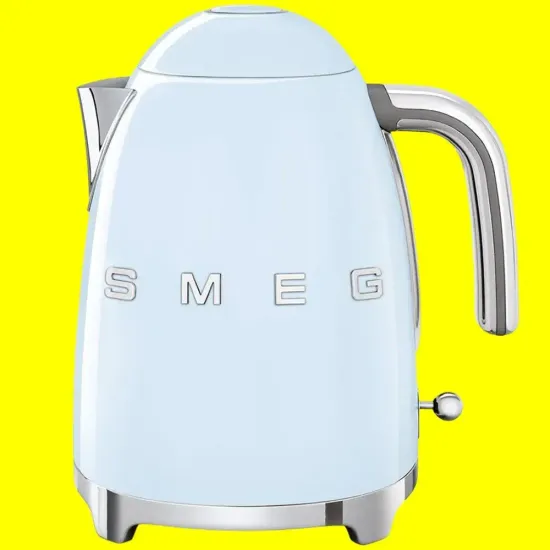 Электрический чайник Smeg KLF03PBEU, объем 1,7 л, пастельный голубой