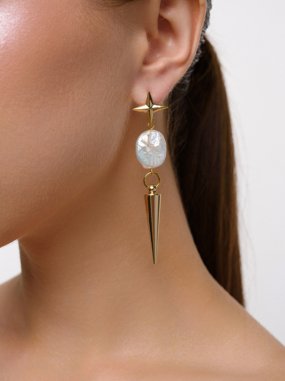 Серьги "Star pearl thorn" c тигровым глазом Gold