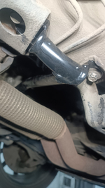 Распорка передняя нижняя под двойной выхлоп Ford Explorer 5 (ПОД ЗАКАЗ)