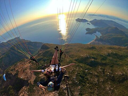 Параглайдинг с горы Адрасан на высоте 1000 м