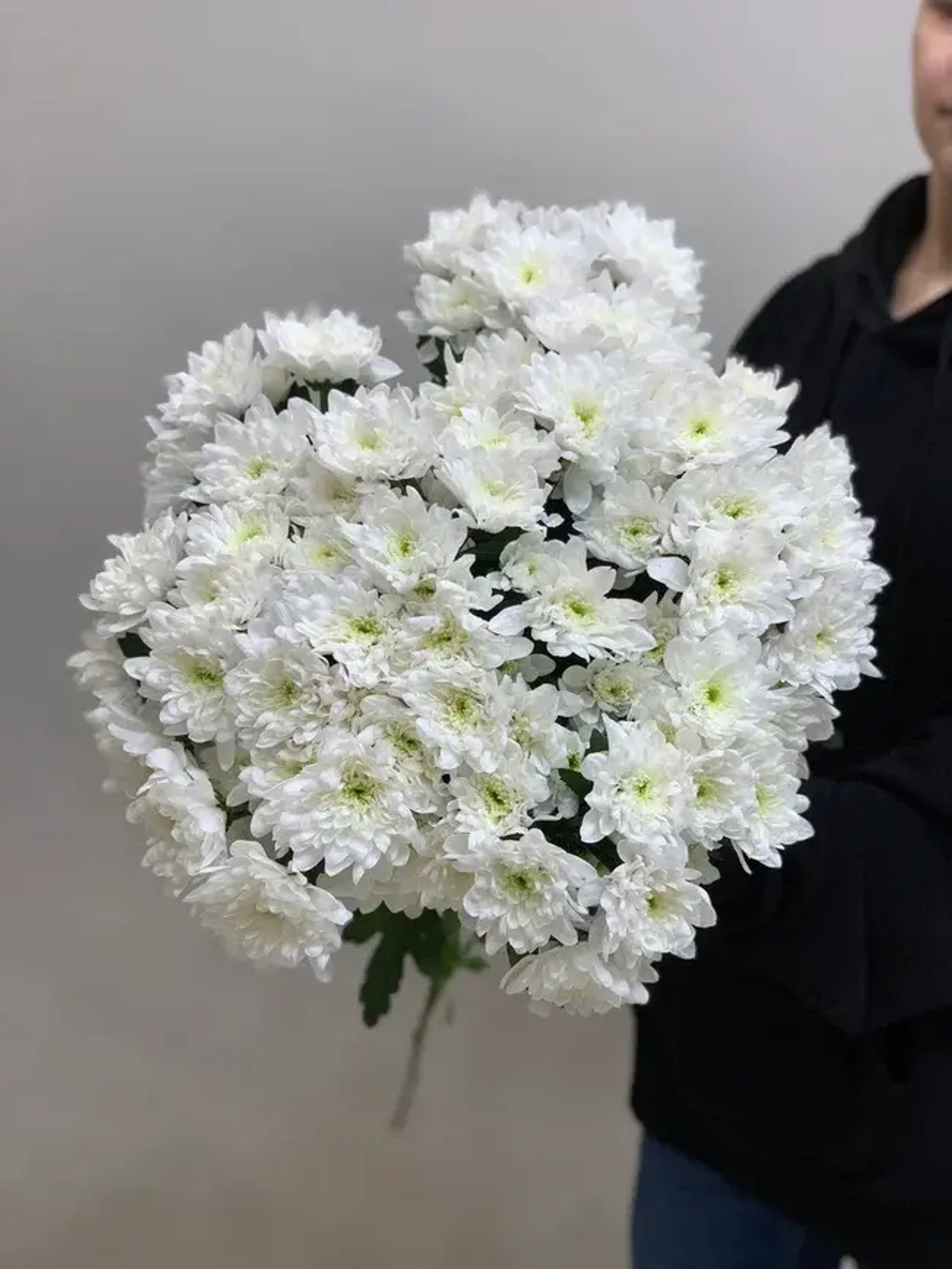 Букет 9 хризантем в ленте