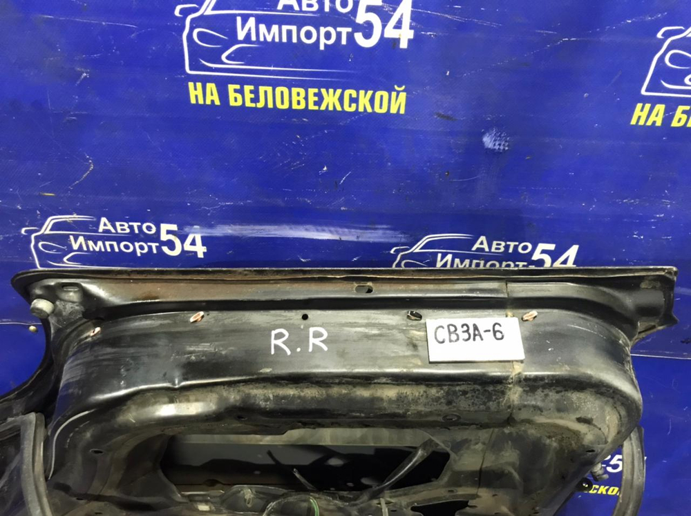 Дверь задняя правая MITSUBISHI LANCER 1993