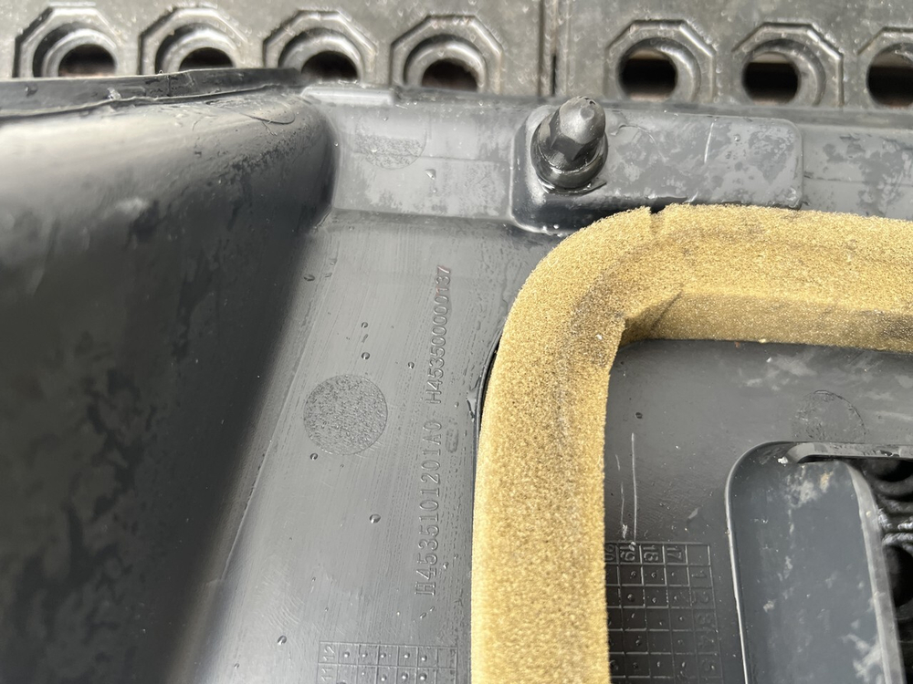 Накладка салона 2023