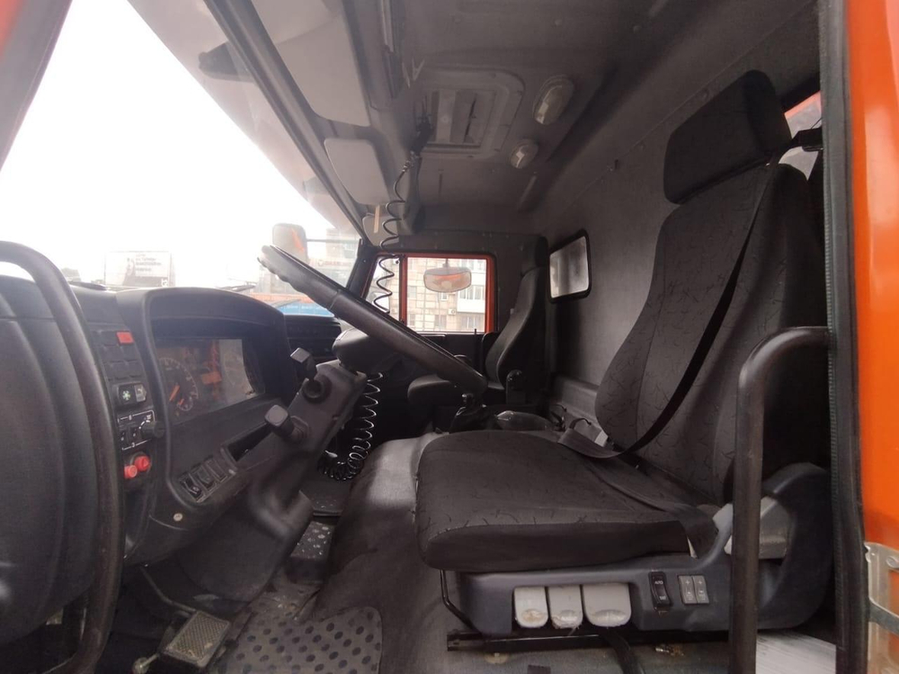 КамАЗ 6520 6x4 Самосвал 6520-3026012-53 (Дизельный, 11,7 л, 400 л.с., МТ)