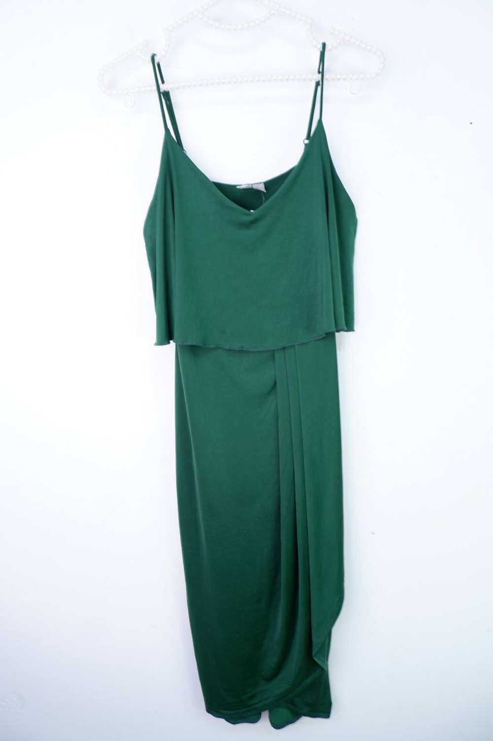 Платье Asos красивого цвета, маркировка 34 eur, 40 размер