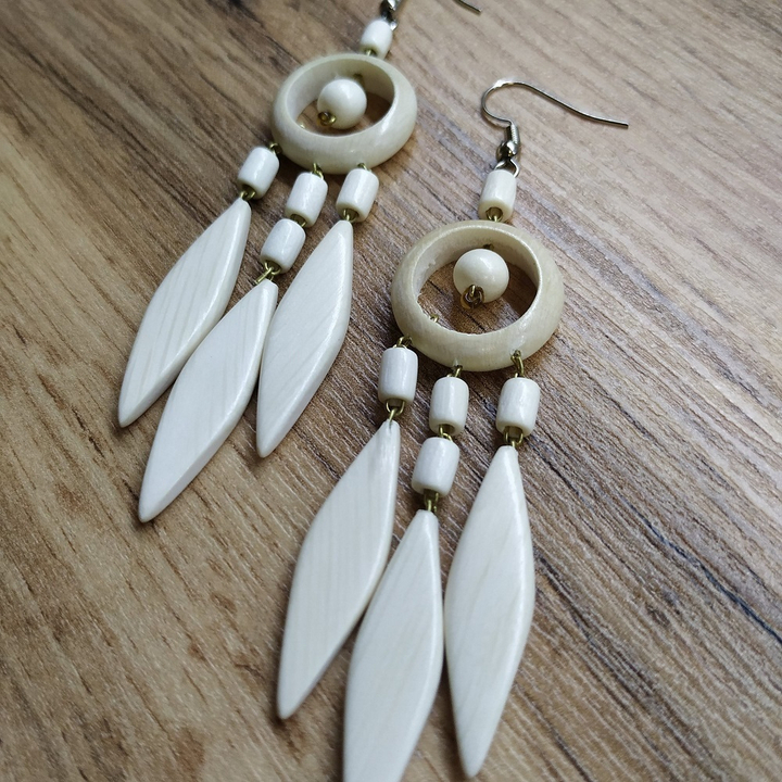 Серьги Кольцо с ромбиками, дерево, цвет молочный, 20x70 мм