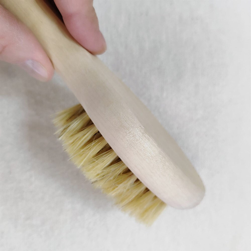 Щеточка массажная натуральная малая