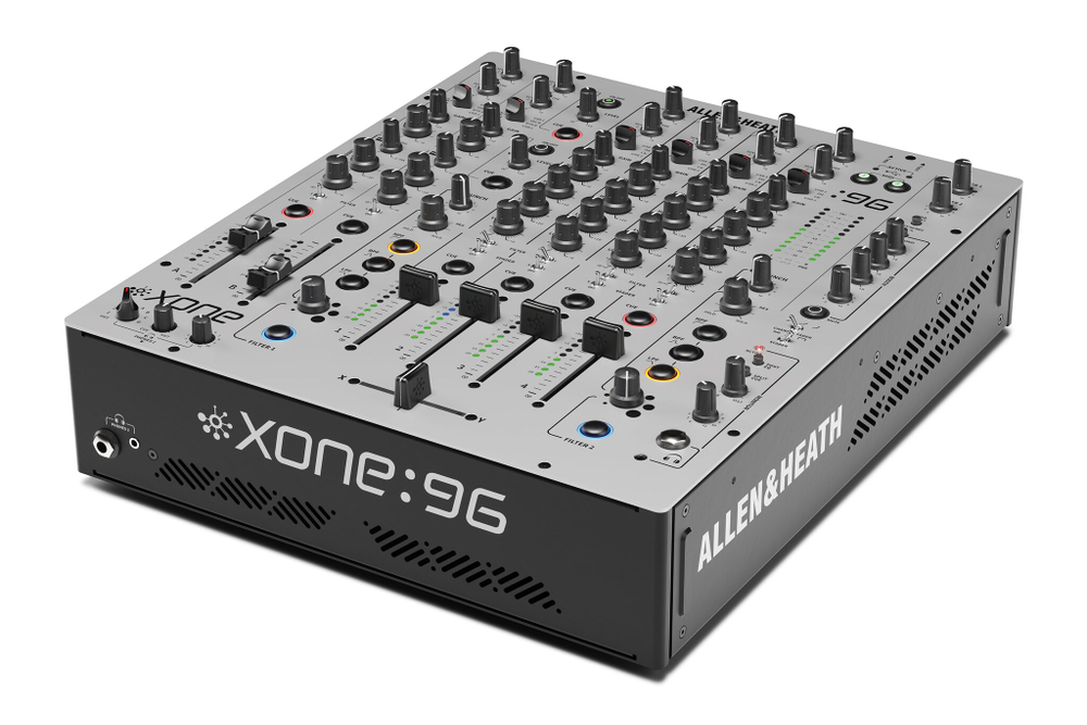 Allen & Heath Xone:96 DJ-микшер