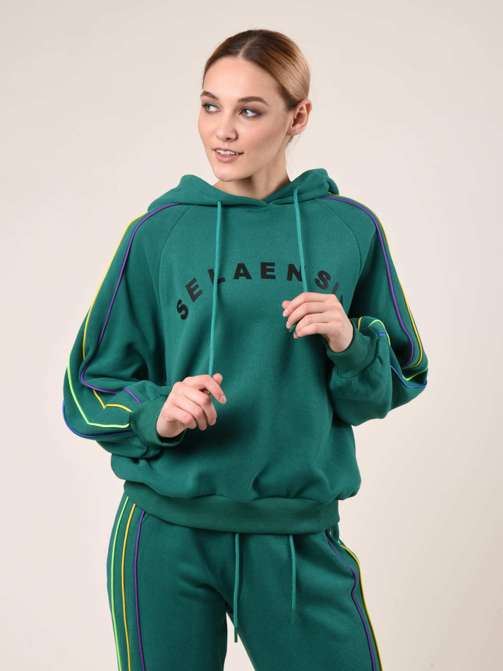 Костюм женский