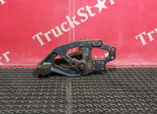 Кронштейн рессоры передней правый