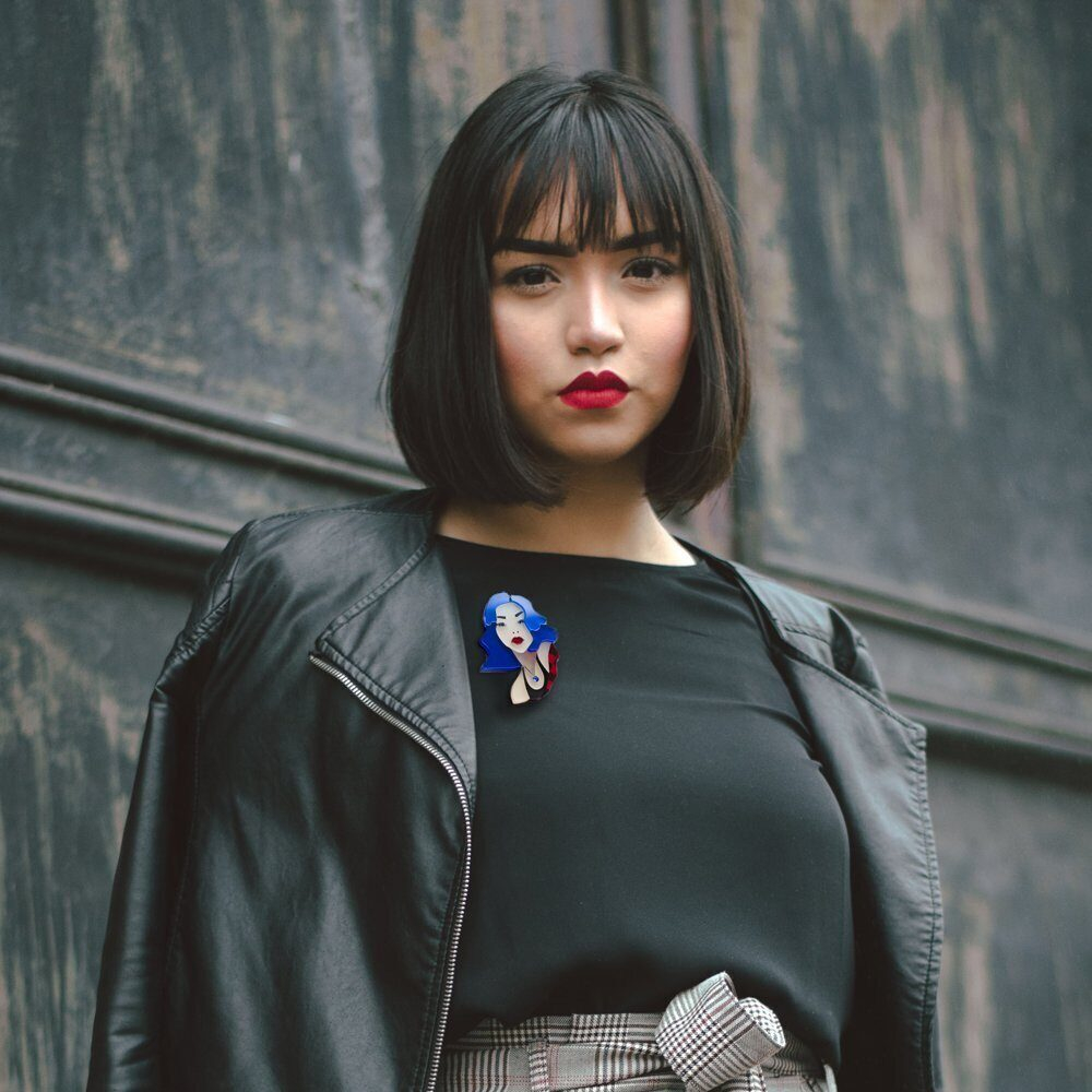 Брошь из акрила.